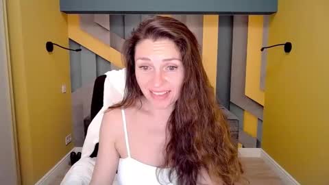 EllaLongs online show from February 13, 6:37 pm