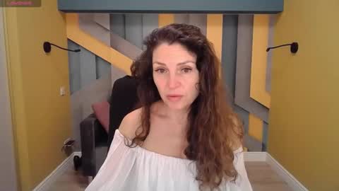 EllaLongs online show from January 25, 12:26 pm