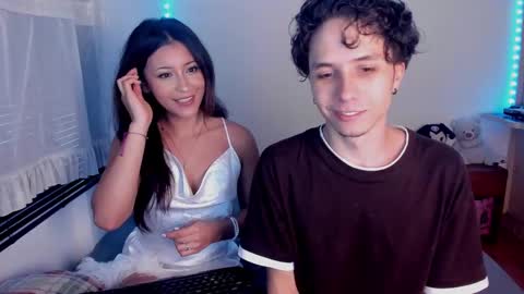 Ella and Cain online show from March 8, 10:24 pm