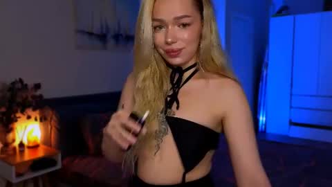 Ella online show from July 11, 6:29 am
