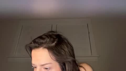 Elle67 online show from October 17, 6:06 am