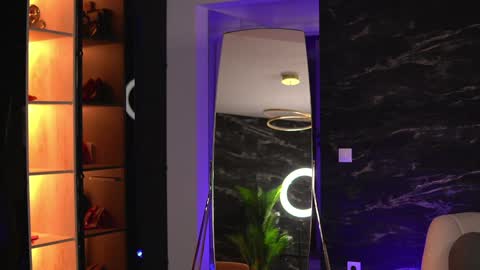 EllenKarter online show from February 5, 8:57 pm