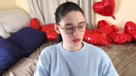 ellie_magic online show from February 22, 5:59 pm