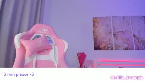 Snapshot of ellie_nelson chatting on March 9, 10:41 am Elly Sweet Pie almost everyday 4-11 AM UTC online show from March 9, 10:41 am
