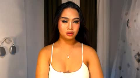 ellie online show from November 24, 5:11 pm