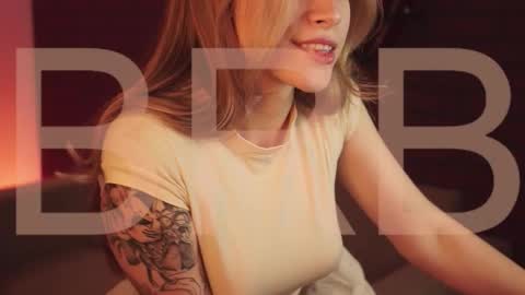 elliecutes online show from September 30, 8:36 am