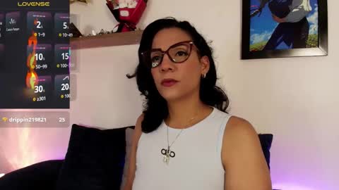 Snapshot of elliee1 chatting on October 15, 12:39 pm elliee1 online show from October 15, 12:39 pm