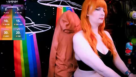 Snapshot of ellieobey chatting on October 19, 6:40 am Ellie online show from October 19, 6:40 am