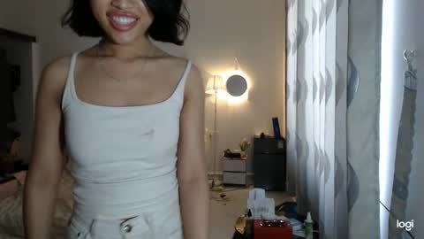 ellieyun online show from February 3, 6:22 am