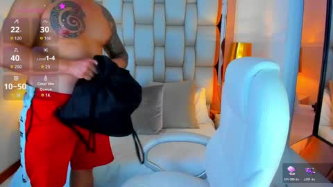 E L L I O T    V E L E Z online show from March 30, 8:53 pm