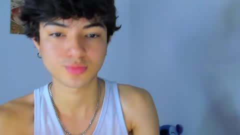 elliotvolkov online show from April 21, 1:40 pm