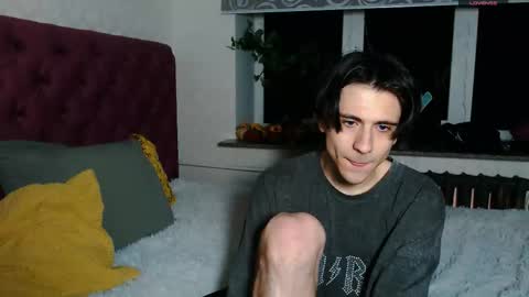 ellis_rin online show from November 7, 5:48 pm