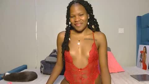 elllanna online show from February 7, 10:24 pm