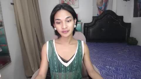 ELLORREY online show from October 28, 7:09 am