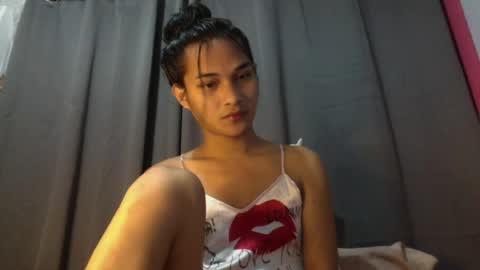 ELLORREY online show from June 17, 9:36 am