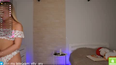 elly_ary online show from October 14, 5:27 pm