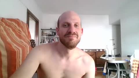 Snapshot of elmatirestrepo chatting on December 31, 12:04 pm Mati Restrepo online show from December 31, 12:04 pm