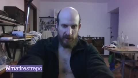 Snapshot of elmatirestrepo chatting on September 9, 10:21 pm Mati Restrepo online show from September 9, 10:21 pm