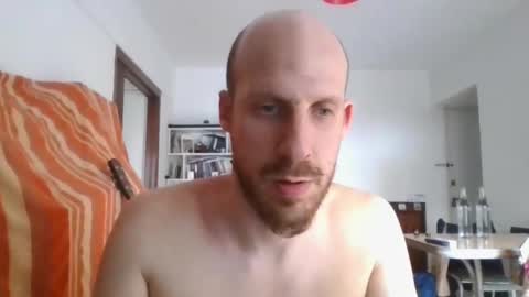 Snapshot of elmatirestrepo chatting on December 28, 9:51 pm Mati Restrepo online show from December 28, 9:51 pm