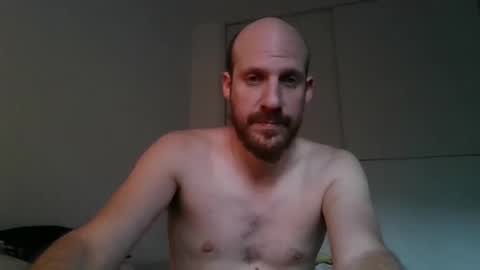 Snapshot of elmatirestrepo chatting on January 5, 10:50 pm Mati Restrepo online show from January 5, 10:50 pm