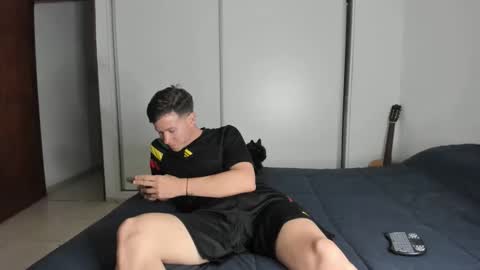 elnenedearg online show from October 5, 10:50 pm