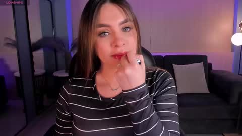 ELOISA OLIVERO online show from October 11, 11:59 am