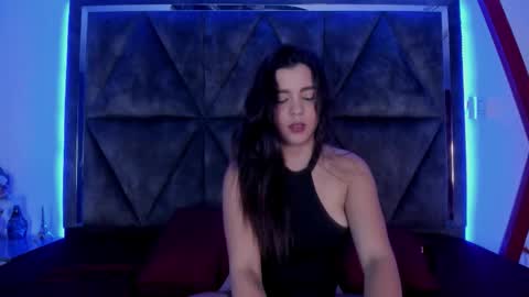 Elsa online show from November 20, 12:48 pm