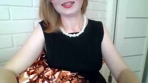 Snapshot of elsamartinez chatting on October 29, 12:07 pm ElsaMartinez online show from October 29, 12:07 pm