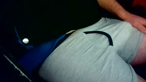 eltrixie online show from April 16, 8:42 pm