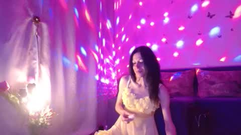 Elisa online show from February 28, 11:31 pm