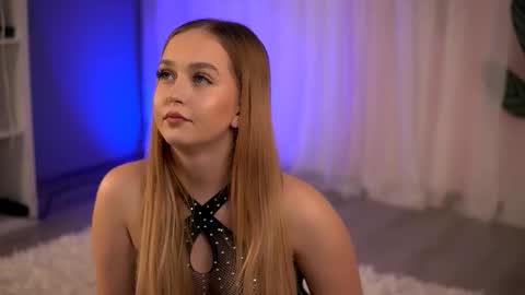 Snapshot of elysawetxx chatting on September 14, 6:20 pm ElysaWetxx online show from September 14, 6:20 pm