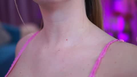 Elyssa online show from April 14, 6:55 pm