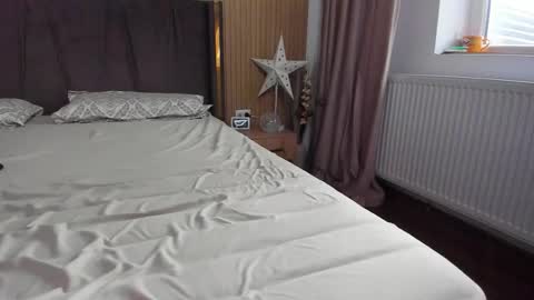 Ely online show from December 17, 6:42 am