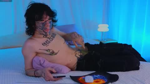 em0_b0y online show from February 14, 6:54 pm