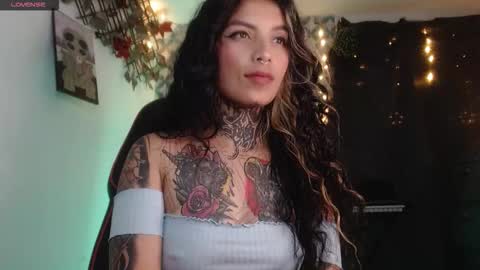 ema_ploxx online show from October 24, 5:19 am