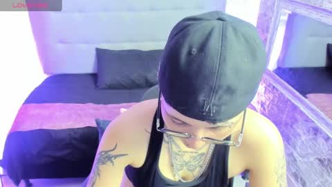 emahills__axelrose online show from September 25, 2:07 am