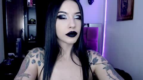 Emerald Black online show from February 11, 6:39 am