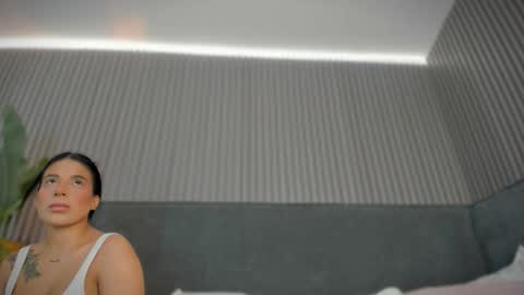 emelie_89 online show from March 24, 11:38 am