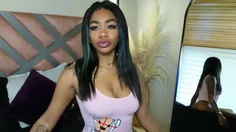 anyelii  online show from March 11, 7:03 pm