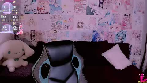 Snapshot of emely_rous chatting on September 15, 1:23 pm Emely Rous online show from September 15, 1:23 pm