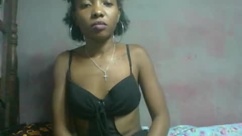 emerancienne online show from April 10, 8:41 am