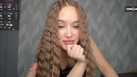 Emmi online show from February 22, 4:09 pm