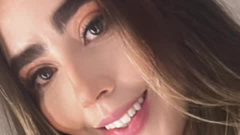 emi_royse online show from May 23, 12:39 am