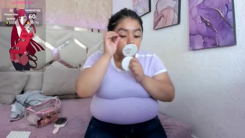 Snapshot of emiiily_brownn chatting on October 6, 7:10 pm Emily online show from October 6, 7:10 pm
