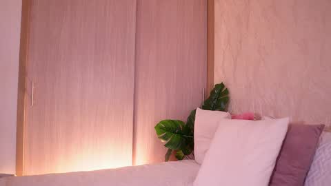 Snapshot of emiily_bell chatting on September 30, 8:41 pm online show from September 30, 8:41 pm