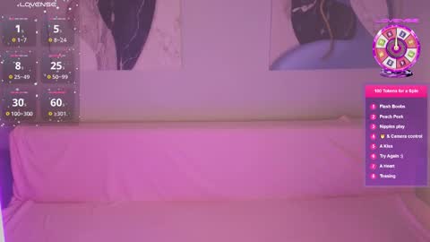 Snapshot of emili_blanc chatting on March 6, 2:30 am Emili online show from March 6, 2:30 am