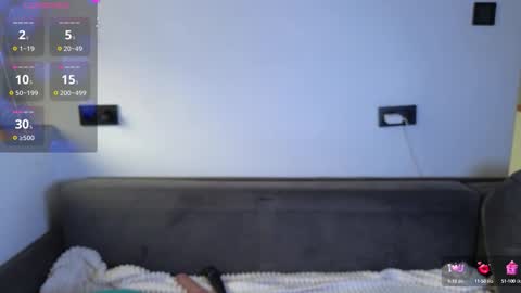 Snapshot of emili_blanc chatting on October 12, 3:10 am Emili online show from October 12, 3:10 am