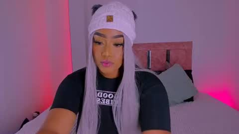 emili_williams10 online show from July 30, 2:12 am
