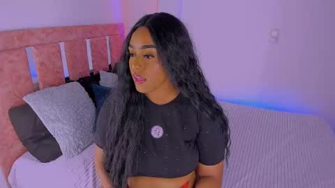 emili_williams10 online show from June 22, 9:00 pm