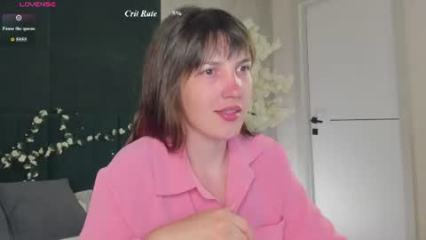 Emilia online show from July 8, 1:09 am